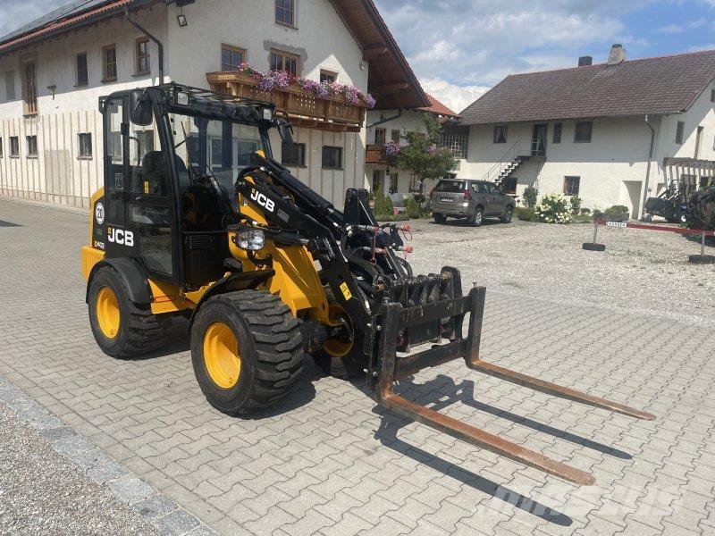 JCB 403 Smart Power Incarcator pe pneuri