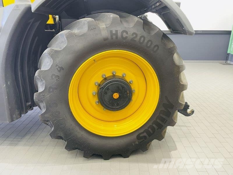 JCB 4220 Traktorer