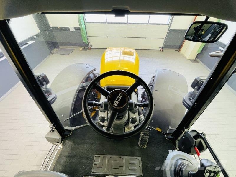 JCB 4220 Traktorer
