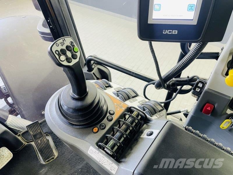 JCB 4220 Traktorer