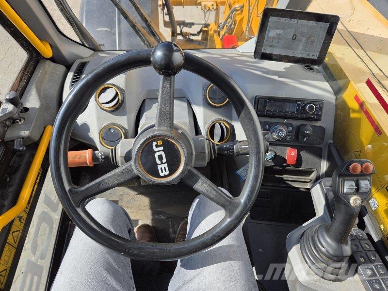JCB 542-70 Телескопічні навантажувачі