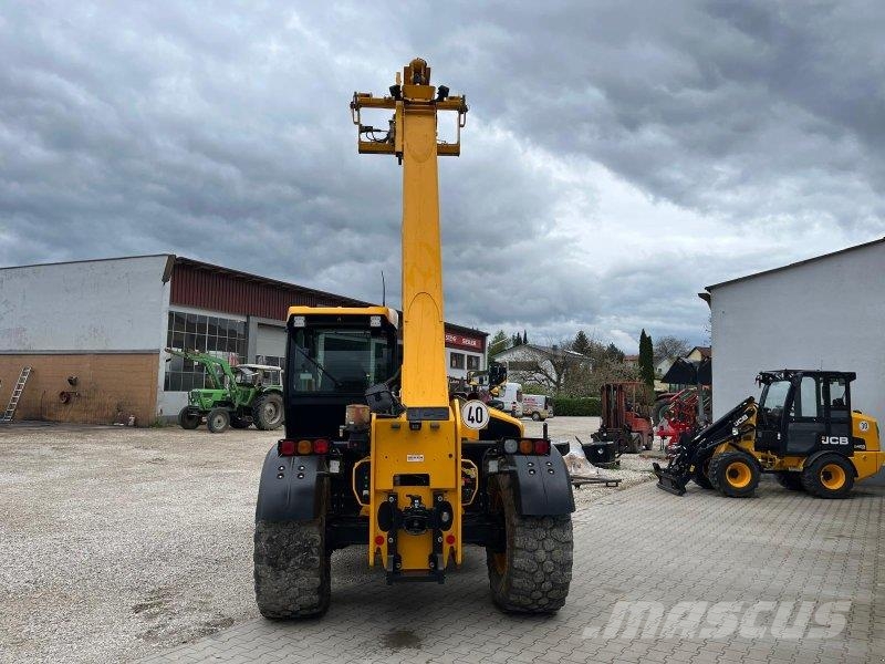 JCB 542-70 Agri Pro مناولات متداخلة