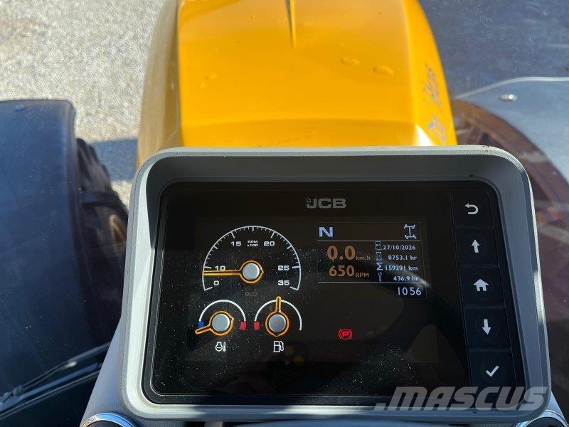 JCB Fastrac 4220 الجرارات