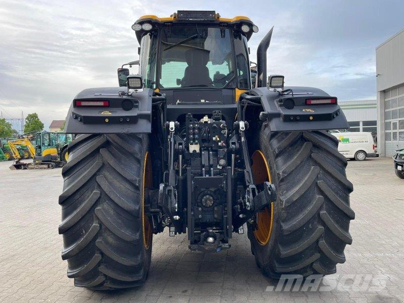 JCB Fastrac 8330 曳引機