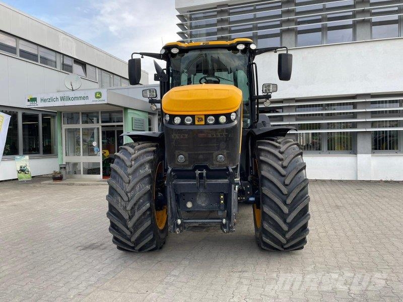 JCB Fastrac 8330 Traktoren
