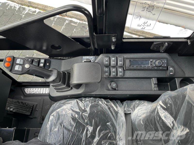 JCB TM 110 Agri مناولات متداخلة