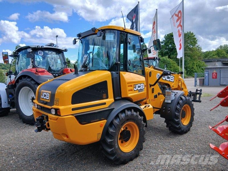 JCB TM 220 Agri 伸缩臂叉装车|叉装车