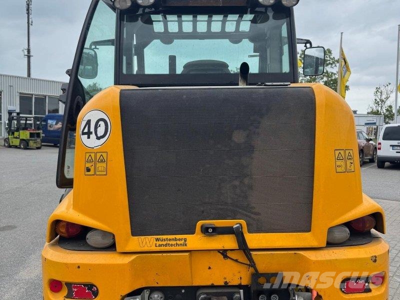 JCB TM 310 Agri Incarcator pe pneuri