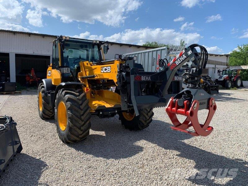 JCB TM 320 S Agri Телескопічні навантажувачі