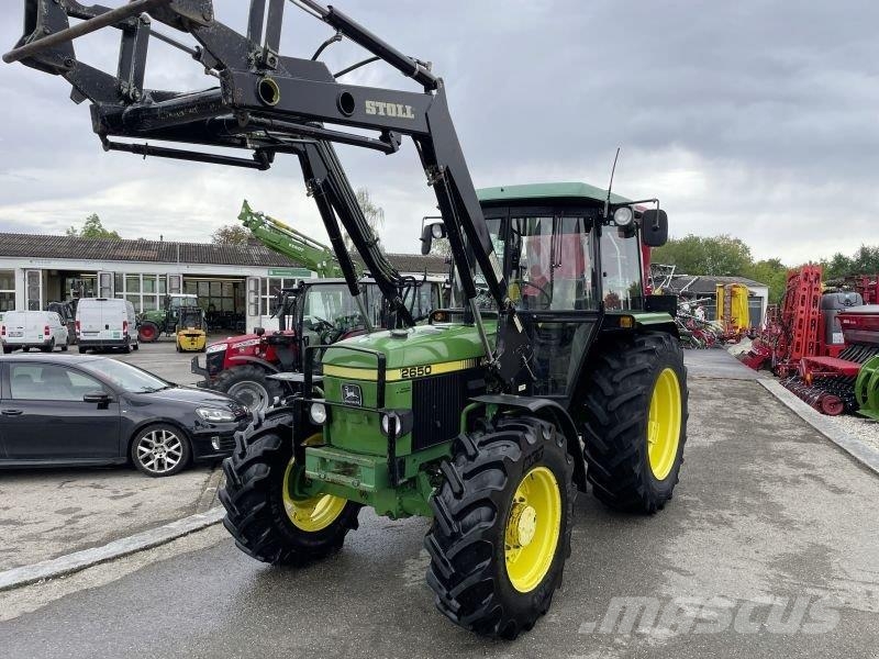 John Deere 2650 Tractoren