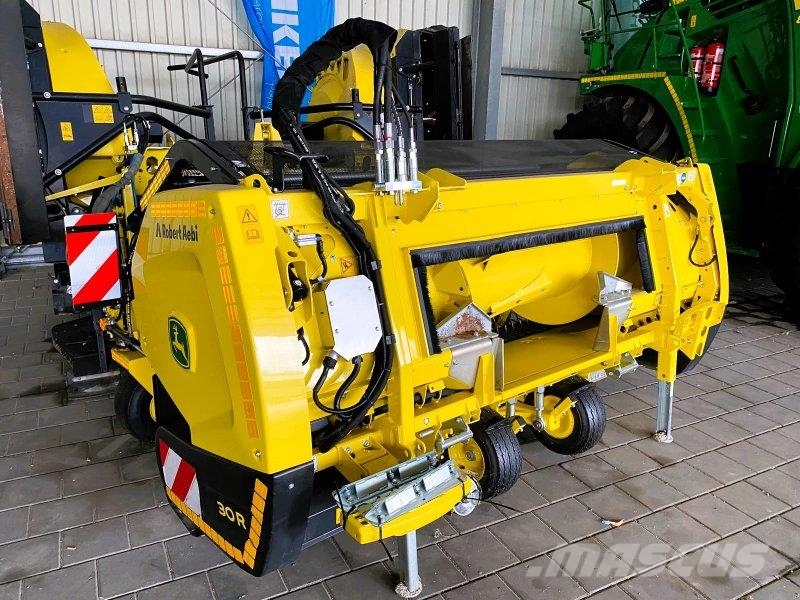 John Deere 30R Dual / JD Kemper Hay and forage machine accessories