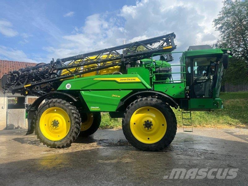 John Deere 340M Düngemittelverteiler