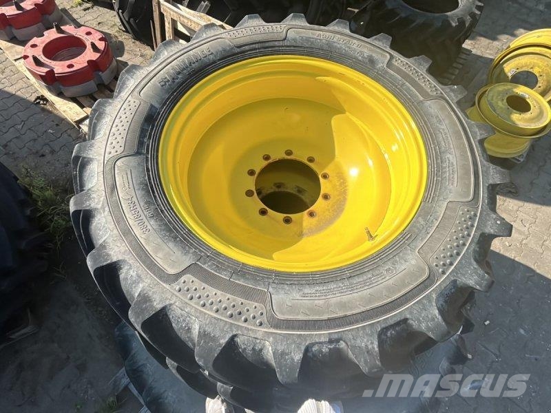 John Deere 380/85R34 Pneumatici, ruote e cerchioni