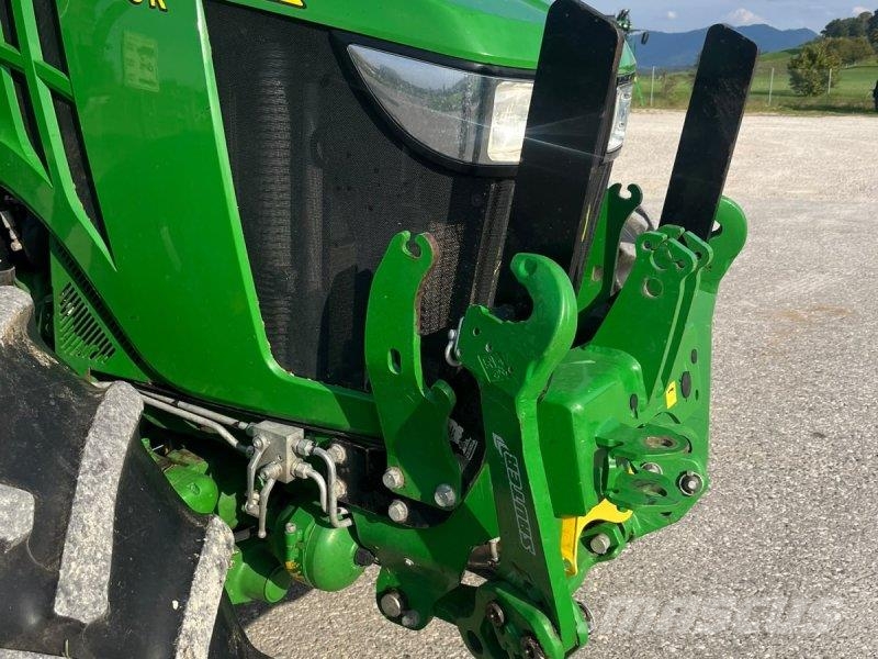 John Deere 5090 R Traktorji