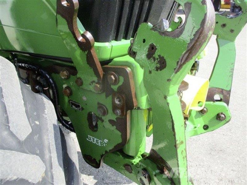 John Deere 6090 MC #901 Traktory
