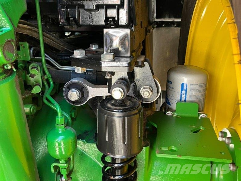 John Deere 6090M Tractores