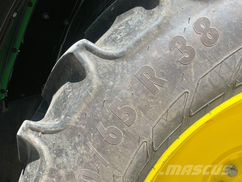John Deere 6090M Tractores
