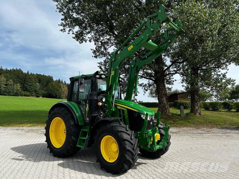 John Deere 6090M Traktorer