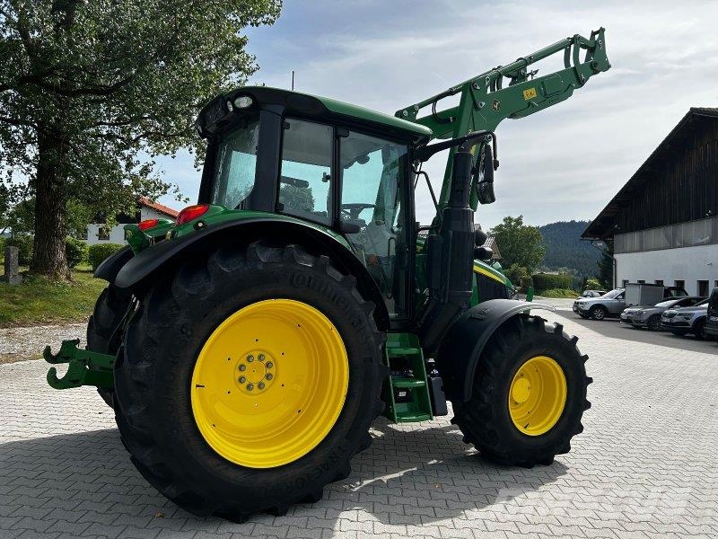 John Deere 6090M Traktorer