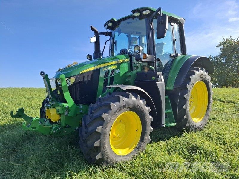 John Deere 6110M Traktoren