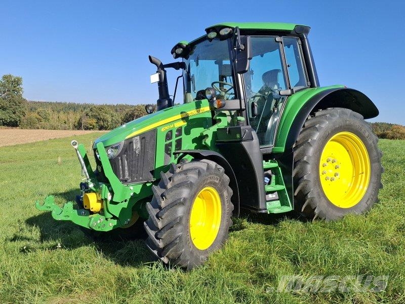 John Deere 6110M Traktoren