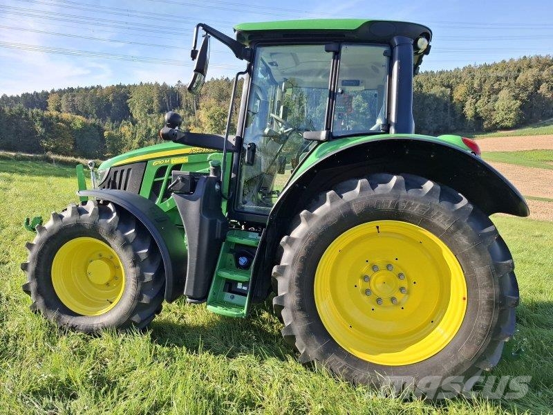 John Deere 6110M Traktoren