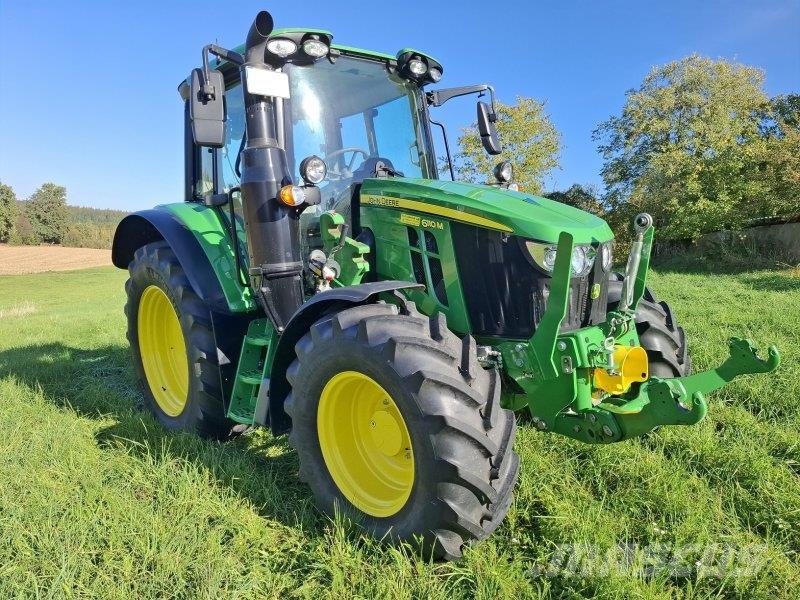 John Deere 6110M Traktoren