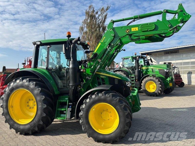John Deere 6120M Traktoren