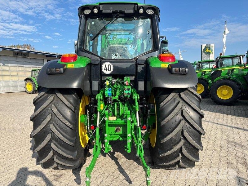 John Deere 6120M Traktoren