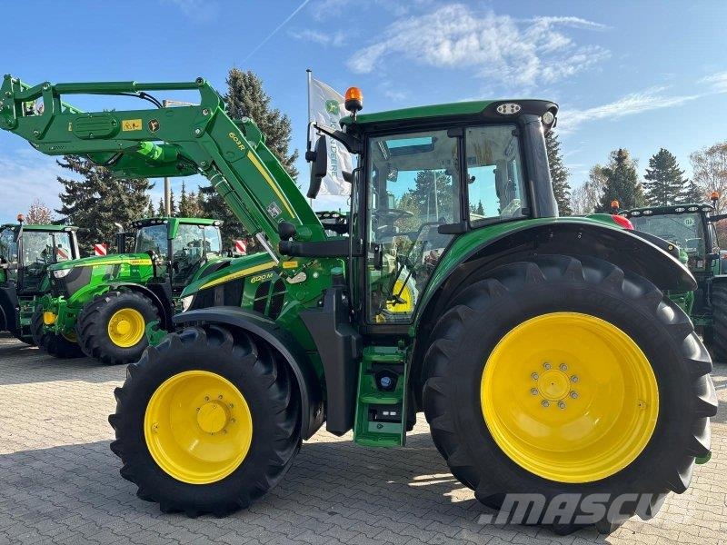 John Deere 6120M Traktoren