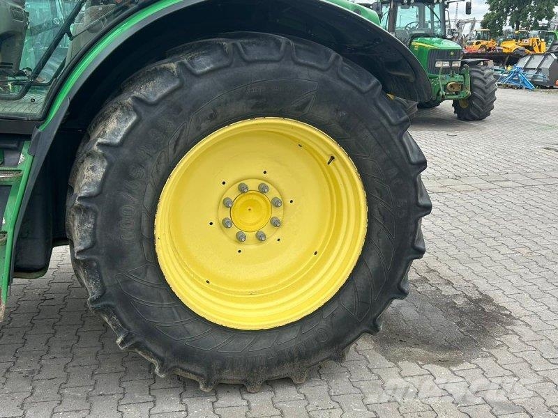 John Deere 6125 R 6125R Traktorit