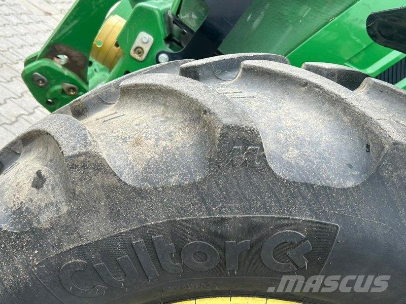 John Deere 6125 R 6125R Traktorit