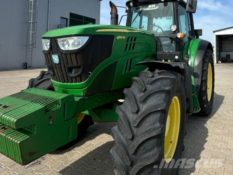 John Deere 6150M الجرارات