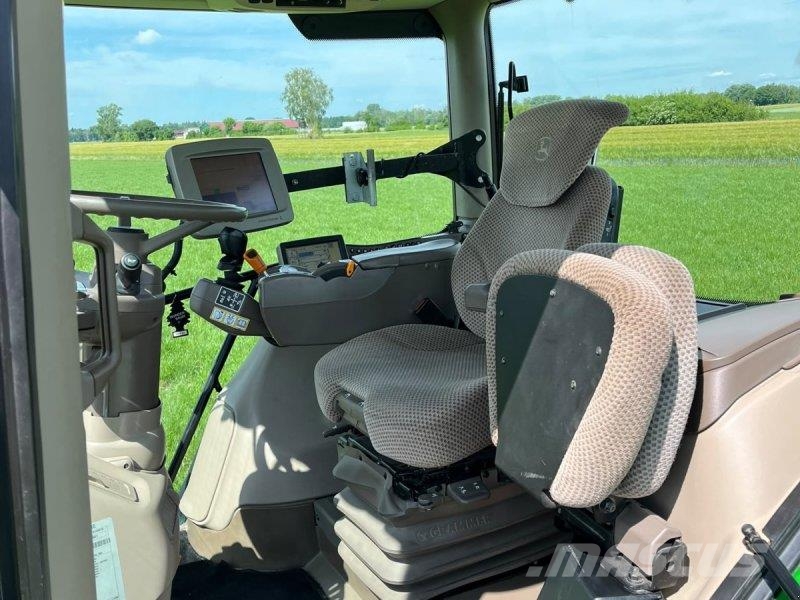 John Deere 6150R الجرارات