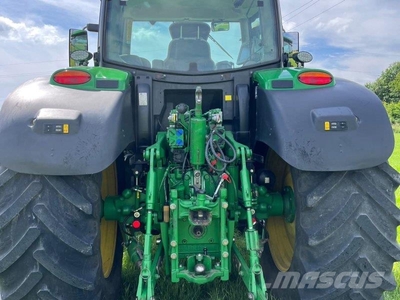 John Deere 6150R الجرارات