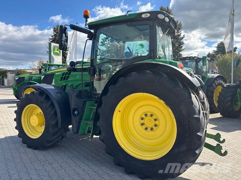 John Deere 6155R Tractoren