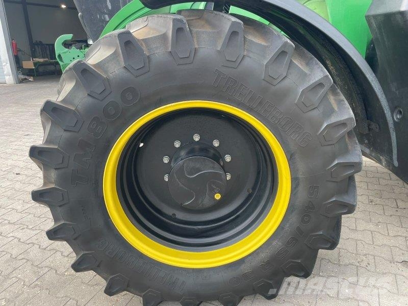 John Deere 6155R + FL Traktorer