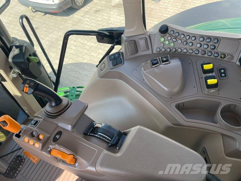 John Deere 6195M 6195 M Трактори