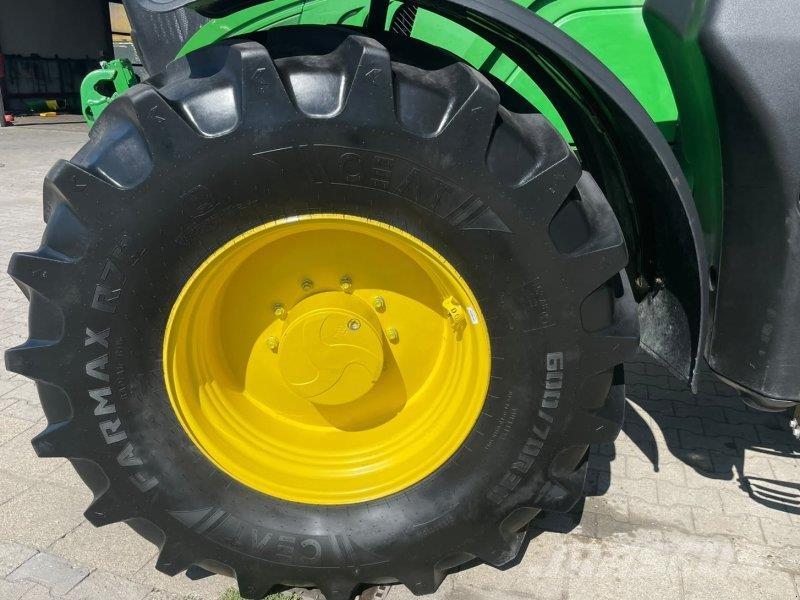 John Deere 6195M 6195 M Трактори