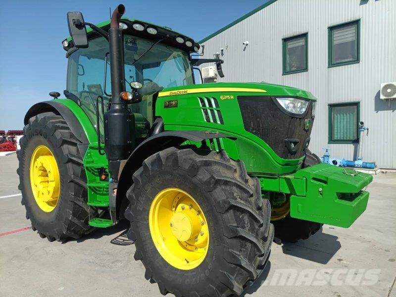 John Deere 6215R Traktori