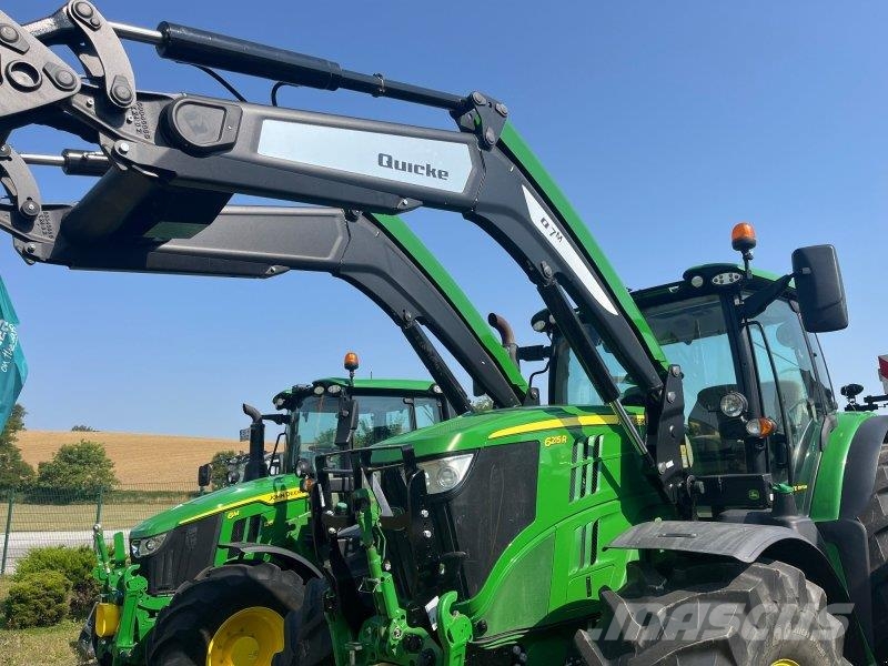 John Deere 6215R الجرارات