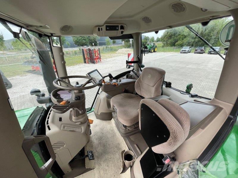 John Deere 6215R Tractores