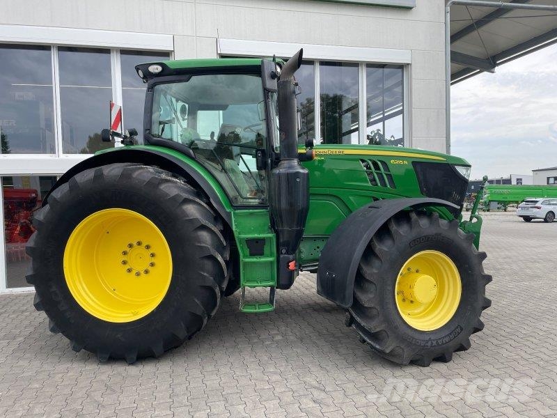 John Deere 6215R Tractores