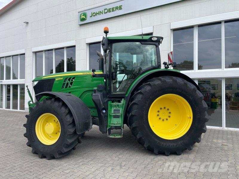 John Deere 6215R Tractores
