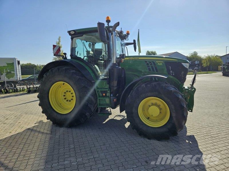 John Deere 6215R Трактори