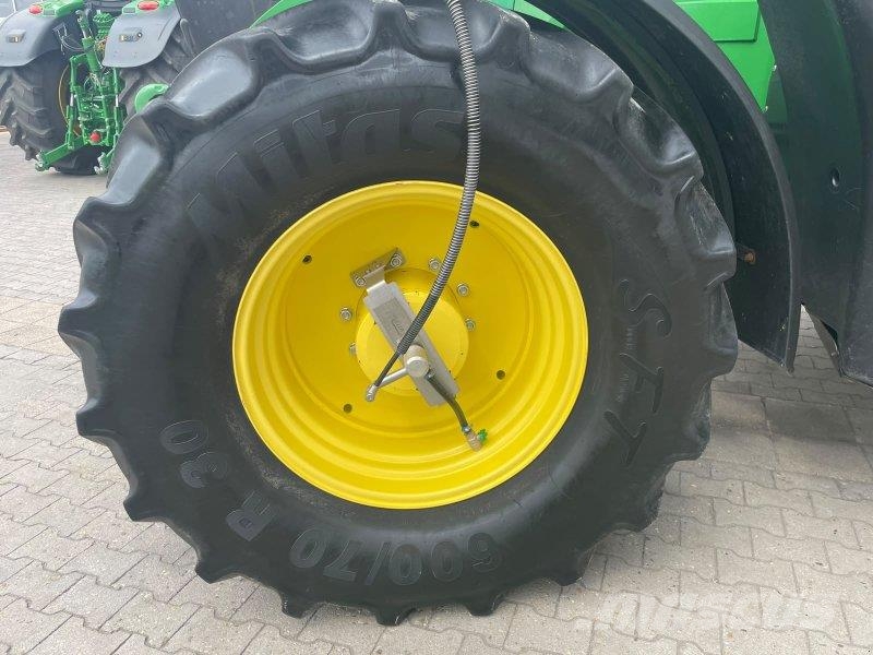 John Deere 6230 R 6230R mit Reifendruckregelanlage Traktory