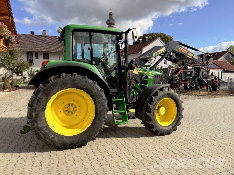 John Deere 6330 Premium Frontlader Traktoren