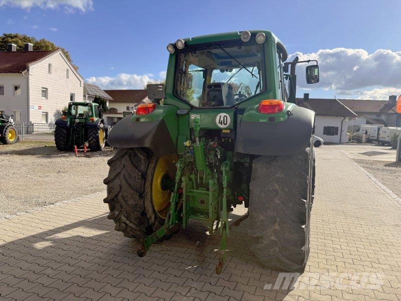 John Deere 6330 Premium Frontlader Traktoren