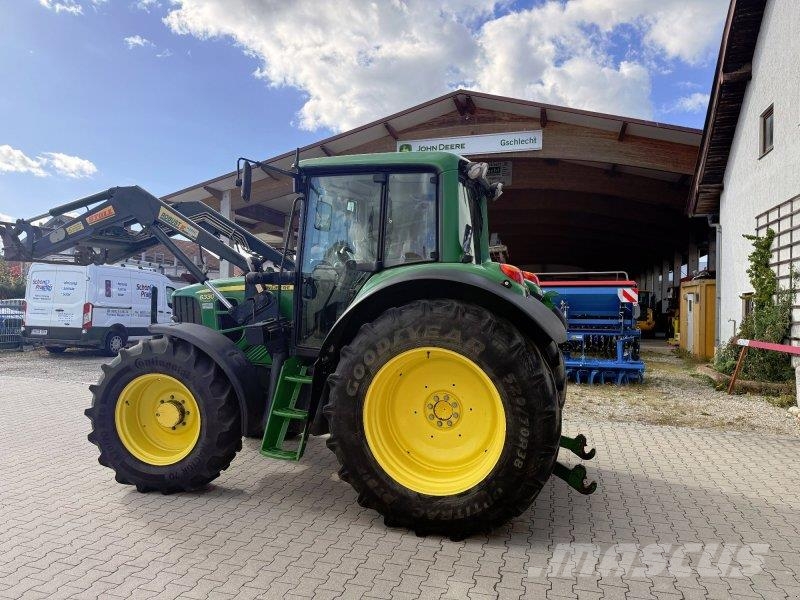 John Deere 6330 Premium Frontlader Traktoren