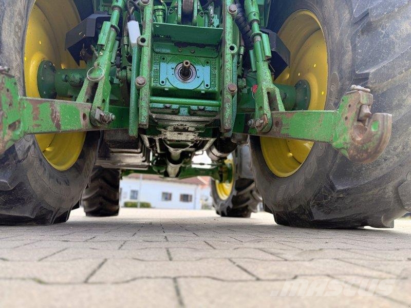 John Deere 6330 Premium Frontlader Traktoren